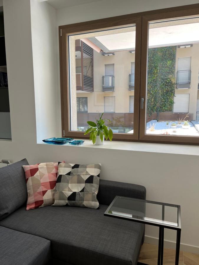 Trastevere Cozy Apartment ローマ エクステリア 写真