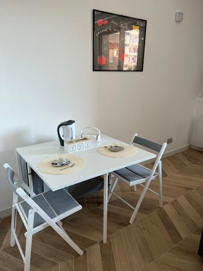 Trastevere Cozy Apartment ローマ エクステリア 写真